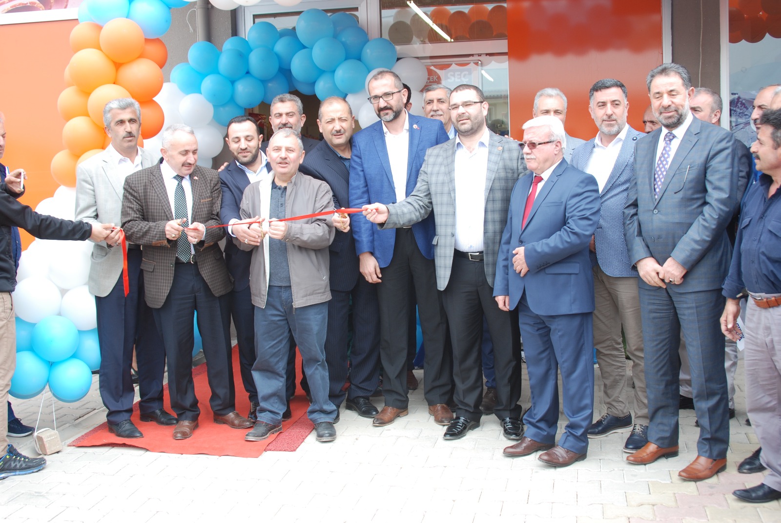 SEÇ Market Açıldı