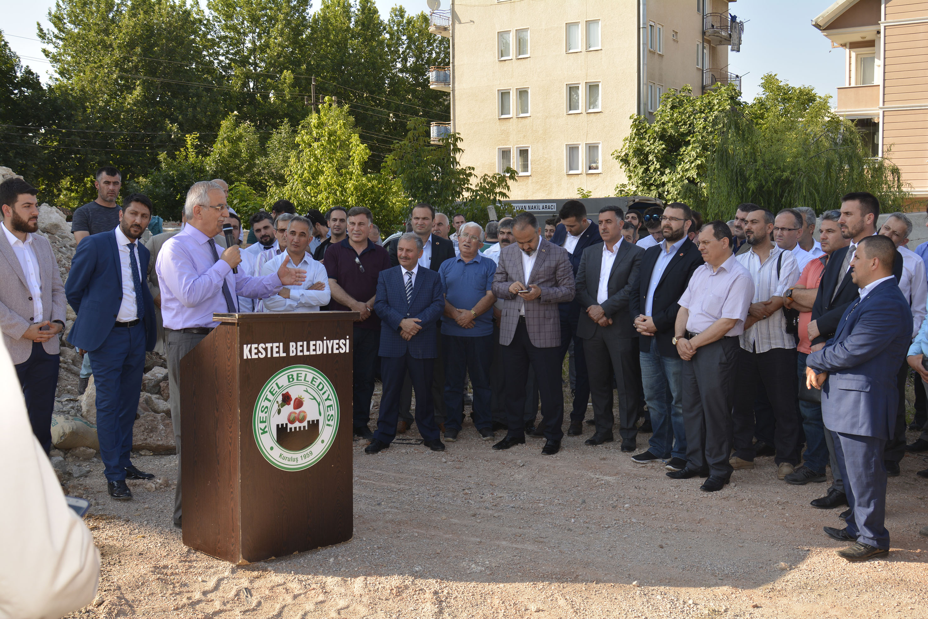YILDIZ VE MANDIRAS CAMİLERİNİN TEMELLERİ ATILDI