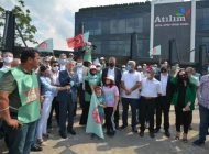 Türk-İş’ten Direnişteki Atılım Tekstil İşçilerine Ziyaret