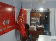 Gürsu’da CHP İlçe Başkanlığı’na taşlı saldırı