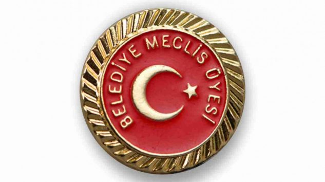 MECLİS ÜYESİNİN YAPTIĞINA BAKIN!