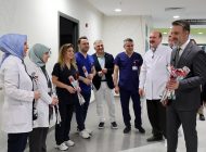 Hemşireler Günü’nde sağlık emekçilerine ziyaret