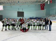 Kestel Buz Hokey Takımı Buz üstünde destan yazdı